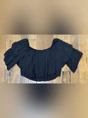 HYFVE Black Off-Shoulder Ruffle Crop Top